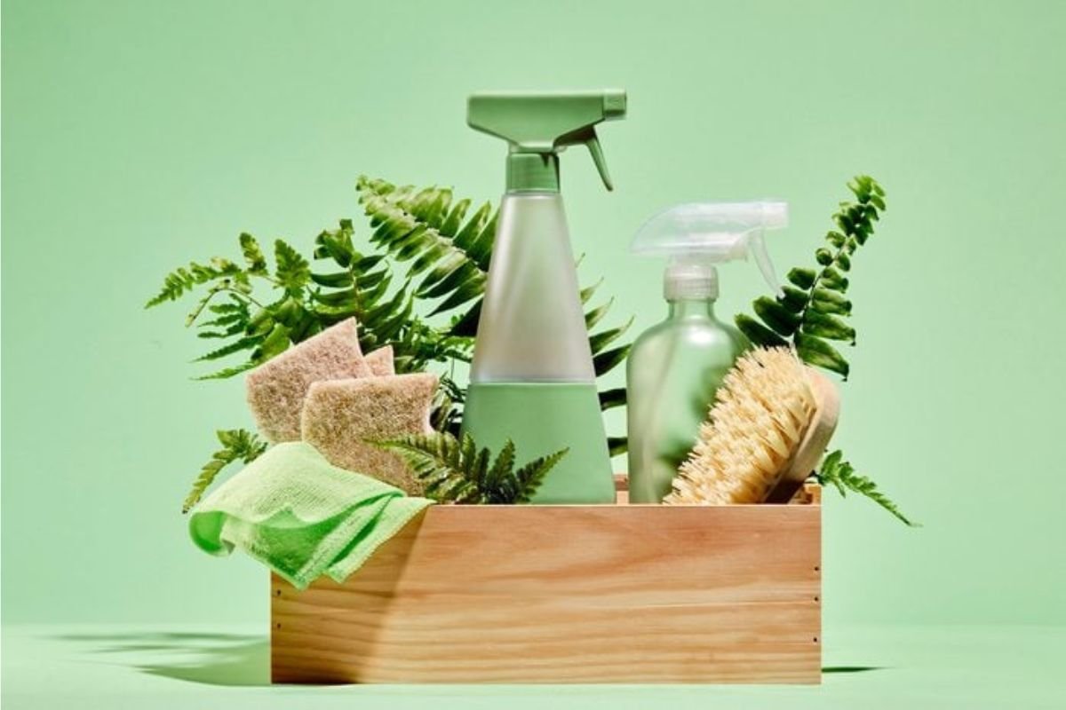 The Benefits of Eco-Friendly Green Cleaning for Homes and Businesses